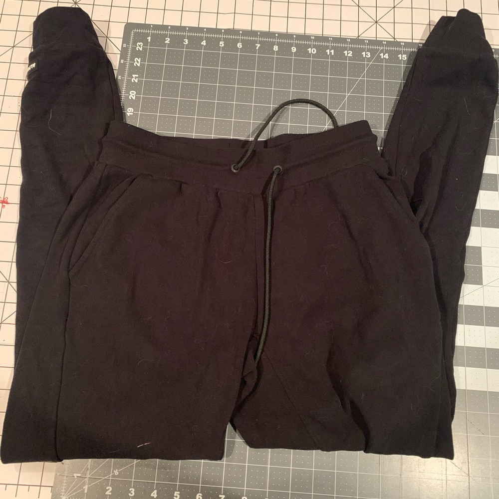 Alphalete Black Premium Joggers